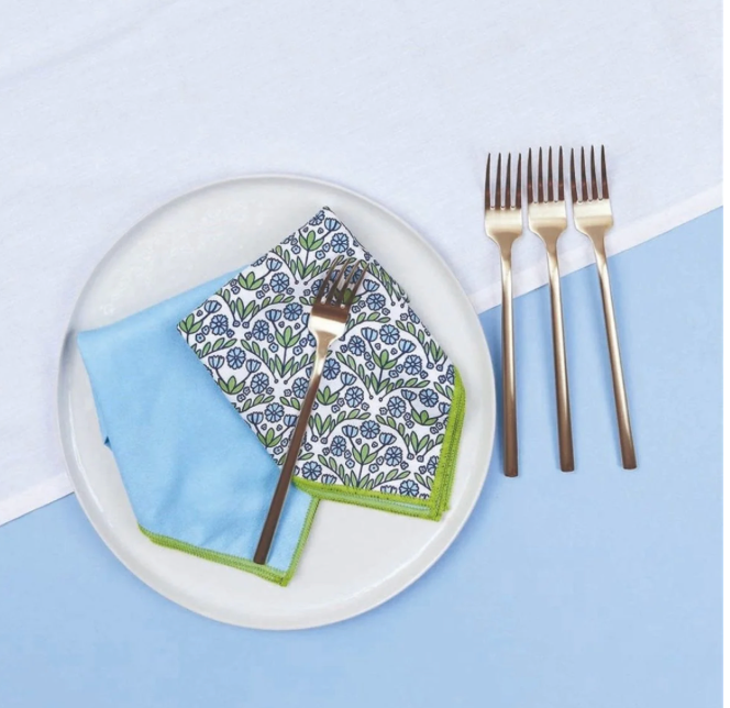 BLAIRE BLUE BLU DINNER NAPKIN SET OF 6