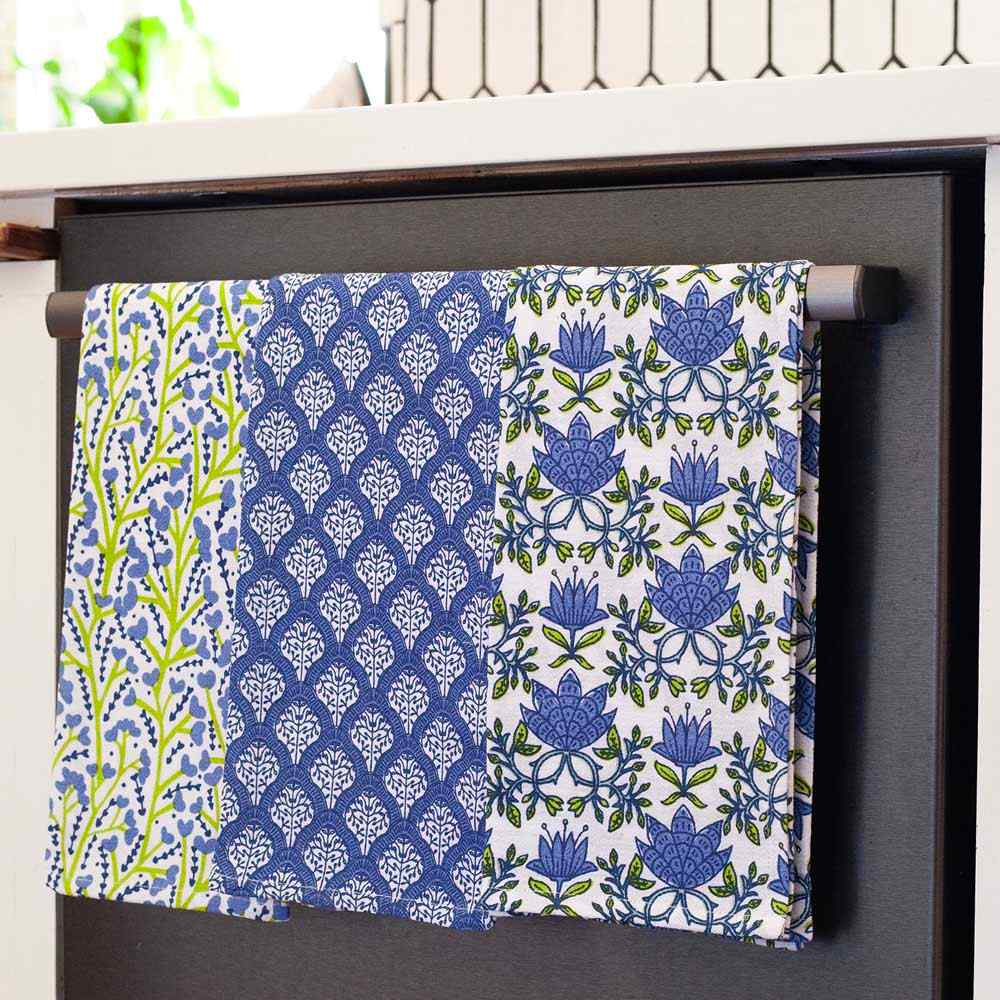 TILLY & FIFER COTTON KITCHEN TOWELS (SET OF 3)